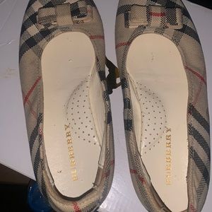 Girls Burberry shoes